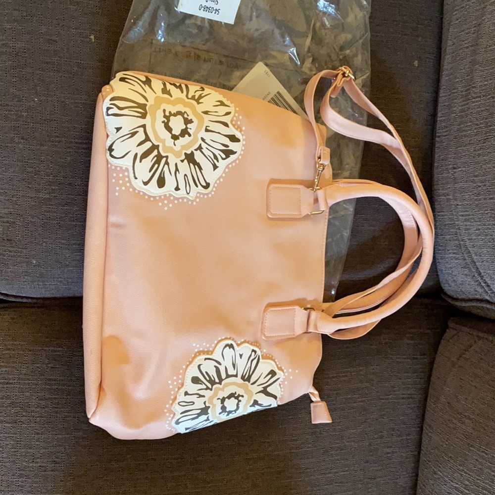 💜 3/$15 New without tags Pink Floral Purse
